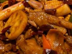 -多嘴超级肉蟹煲(欧亚卖场店)