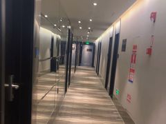 -桔子酒店(深圳东门湖贝地铁站店)