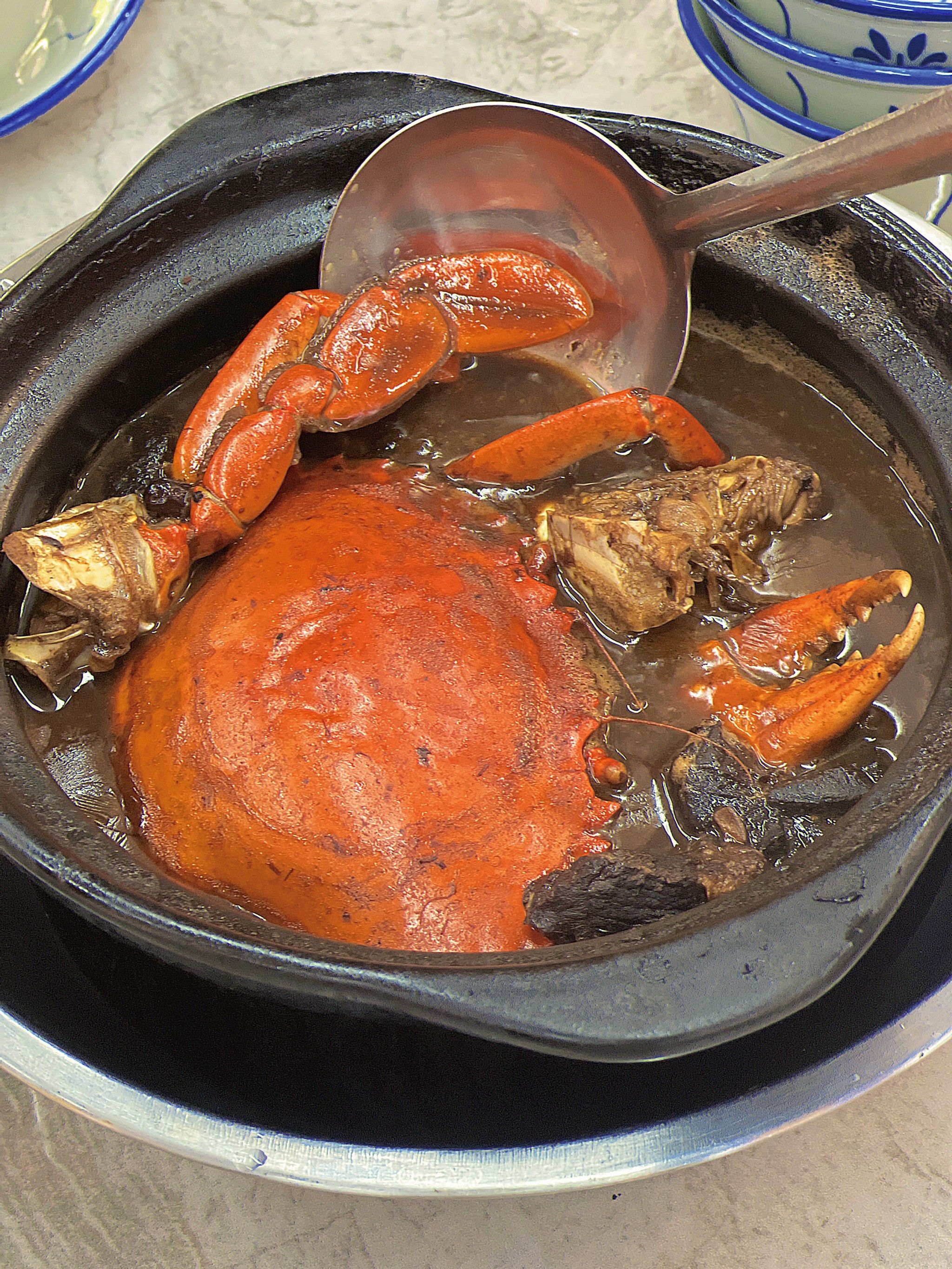 🔥这家普宁熟地蟹汤与炸金不换粿肉一定要来试试