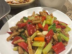 -苗姑酒堂(仁义社区店)