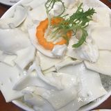 绝对没错，相当的正宗，叉烧肉甜度适中，香而不腻！