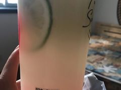 -85度C(生甜甜圈研究工坊·上海局门店)