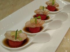 鲜拆蟹肉配小番茄-8餐厅(新葡京酒店)