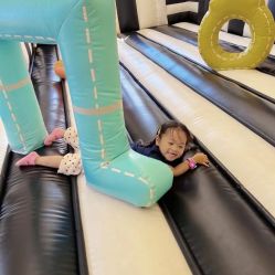 -奈尔宝家庭中心·亲子餐厅(鄞州万达店)