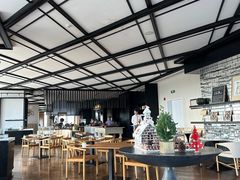 -瑰丽酒店·海吧·天际下午茶·现场DJ·天台酒吧