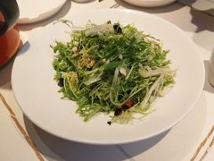 -阿瓦山寨·湘菜现炒·剁椒鱼头王(咸阳总店)