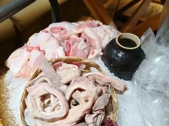 胡椒猪肚鸡-洪氏嗨捞·广东猪肚鸡·椰子鸡火锅(西咸万象城店)