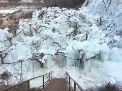 -大平台龙居瀑布旅游区