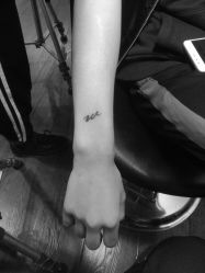 点击看大图 -刺客纹画纹身·洗纹身·穿孔饰品