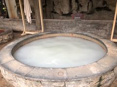 -盛泰恐龙谷温泉