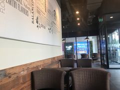 大堂-星巴克(济南丁豪广场店)