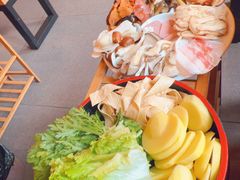 -菌海森林·非遗野生菌火锅(西山区滇池路摩根道店)
