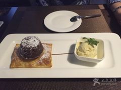 -左舞日本料理
