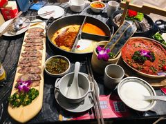-热火朝天鲜切牛肉火锅(南强街巷店)