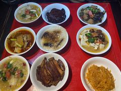 -蓝田九大碗民俗食府(蓝田店)