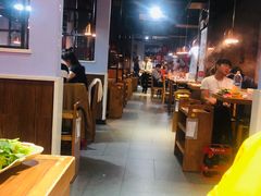 大堂-傣妹火锅(南京东路一店)