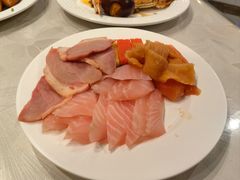 -四海一家自助餐(益田假日广场店)