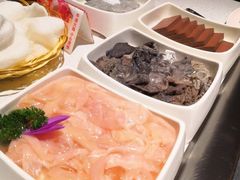-海底捞火锅鲜切牛肉主题店(长寿路店)