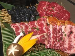 极上三筋肉-山川小町·极番烧肉(新地假日广场店)