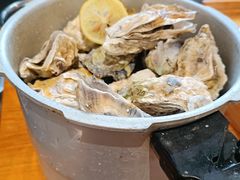 锑锅蒸生蚝-蚝英雄·自助烤蚝(建设路店)