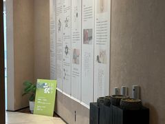 -灸春堂·艾灸·痛症·整脊连锁(之江银泰店)
