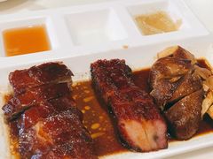 至尊烧味拼盘-禄興記香港大排档(歌斐中心店)
