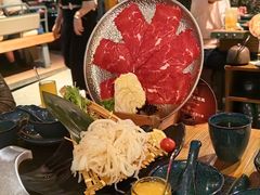 -湊湊火锅·茶憩(南京东路悦荟店)