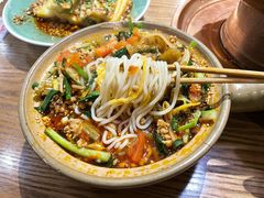 小锅米线-金孔雀德宏傣味餐馆(魏公村店)