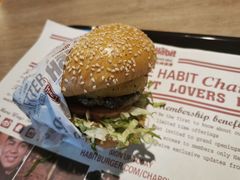 -The Habit Burger Grill 哈比特汉堡(复兴soho店)
