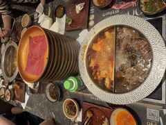 -牛YO寿喜烧·铁板烧和牛火锅自助(市府恒隆店)