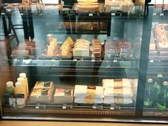 面包甜点陈列柜-星巴克(太原茂业天地店)