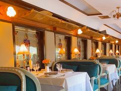 -火车头法国西餐厅