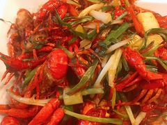 葱香龙虾-霄汉牛三鲜湖北砂锅菜(万松园2店)