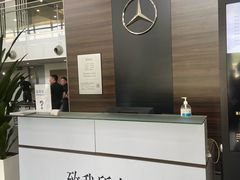 -奔驰上海利星(七宝店)
