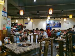 大堂-肖肖酸萝卜鱼火锅(总店)