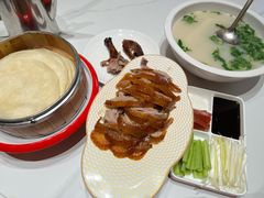 -梅利汴京烤鸭•开封豫菜地标店(东司门店)