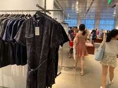 -URBAN REVIVO(深圳华润万象天地店)