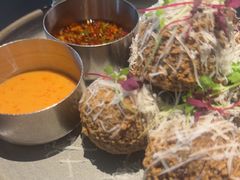 空气黑豆腐丸子-Ameigo梅果·云贵川bistro(长宁来福士店)