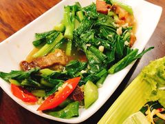 -Dang restaurant (patong phuket)