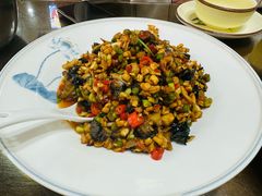 -何氏排骨(左家塘店)