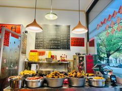 -柳州肥姨妈大骨螺蛳粉(老闵行店)