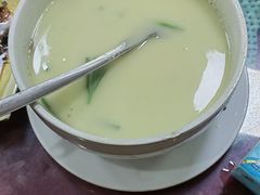 -雄仔农家菜馆·特色葱油鸡(六祖店)