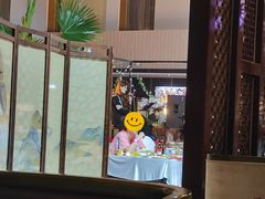 -朗丽兹自助餐厅