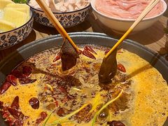 -旧街市鲜货老火锅(大光路店)