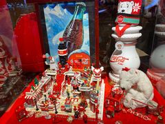 -东方明珠·可口可乐欢乐餐厅