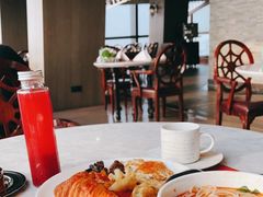 -锦厨国际自助餐厅 · 云端景观 (昆明索菲特大酒店)