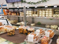 -白玉兰食品(中山公园龙之梦店)