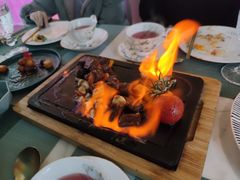 -蜜桃花开·中西融合菜E&W(南长街店)