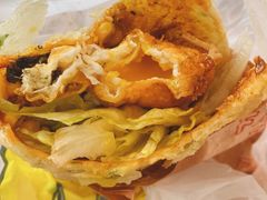 炸蛋葱油饼-小红车炸蛋葱油饼