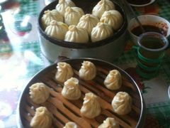 小笼包-拉卜楞明月小笼包子总店